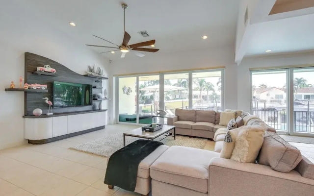 photo 2 of Canal Access & Pool: Lighthouse Point Getaway!