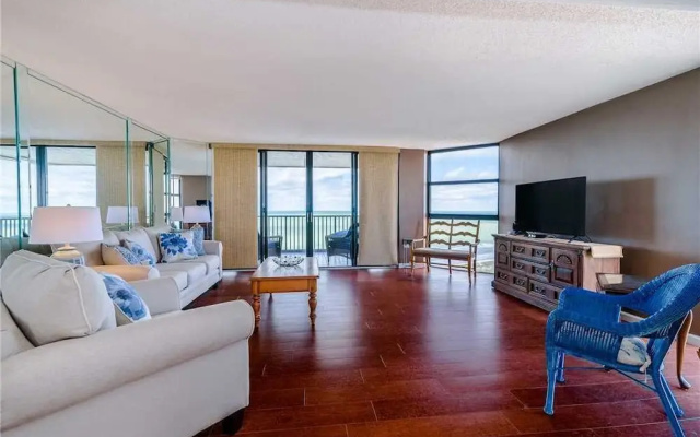 photo 4 of Lighthouse Towers 2008 - Two Bedroom Condo