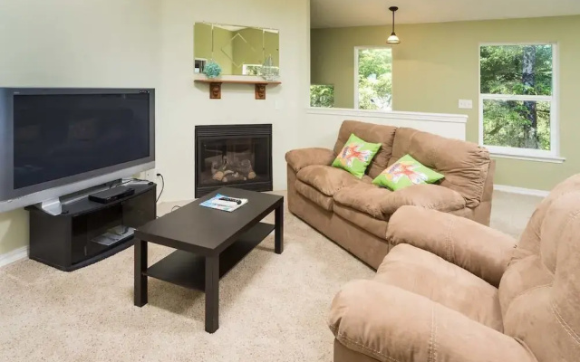 photo 5 of Lighthouse View - 3 Br home by RedAwning