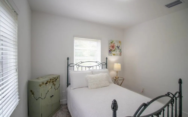 photo 2 of Like New Miami Springs Family Home