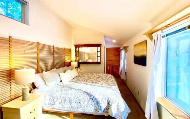 photo 2 of Lilac Cabin Family-friendly Highspeed Wi-fi 3 Bedroom Home by RedAwning