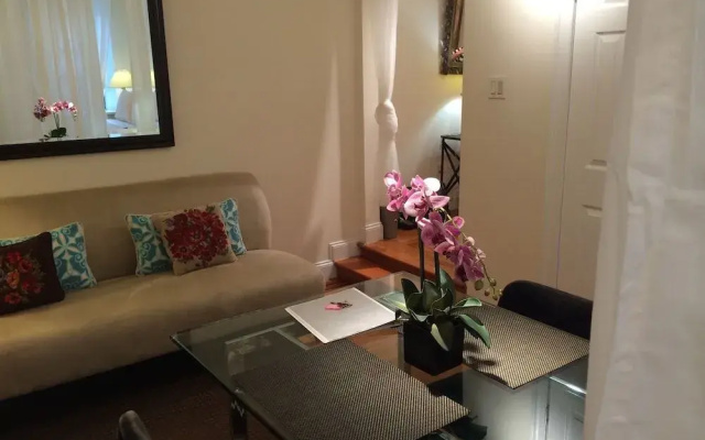 photo 5 of Lincoln Center Apartments