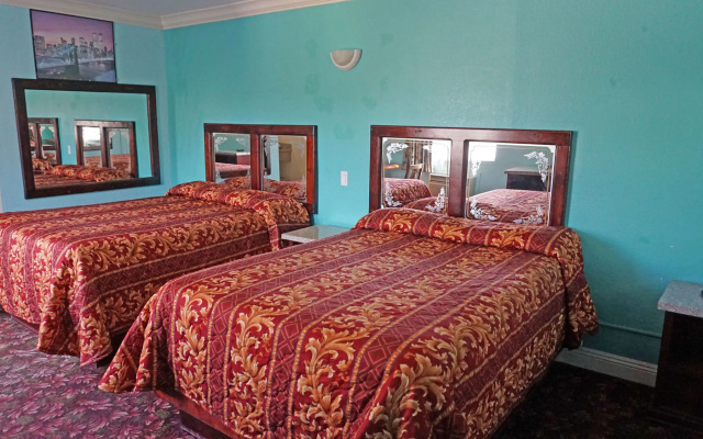 photo 3 of Lincoln Motel