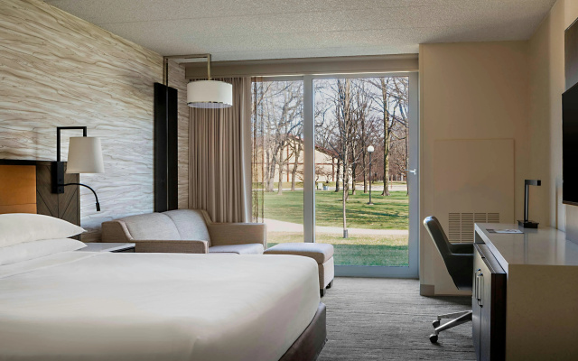 photo 4 of Lincolnshire Marriott Resort