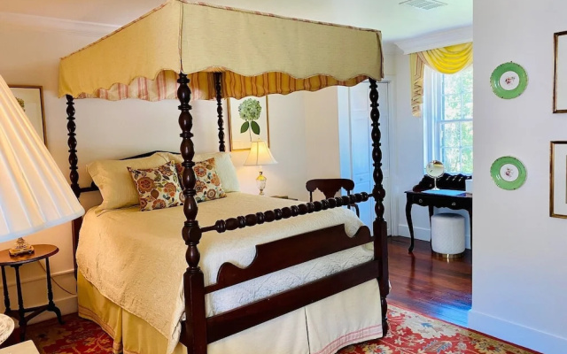 photo 3 of Linden Bed and Breakfast