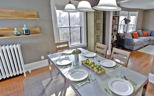 photo 2 of Linden Hills Luxury Charmer