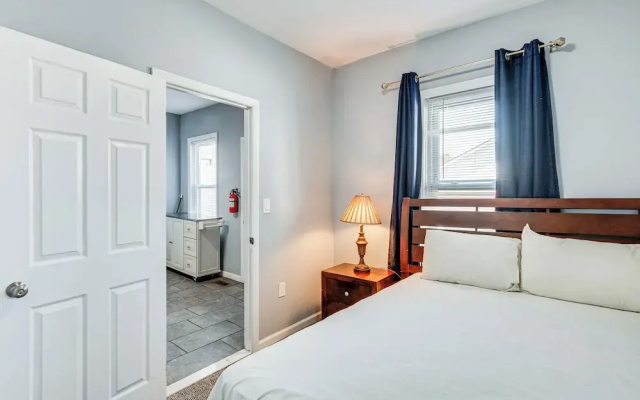 photo 3 of Updated Linden Home: Visit NYC & Newark!
