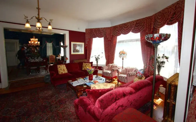 photo 4 of Lion and the Rose Victorian Guest House