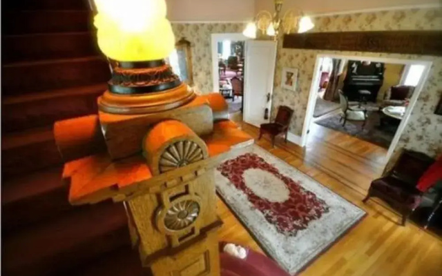 photo 5 of Lion and the Rose Victorian Guest House