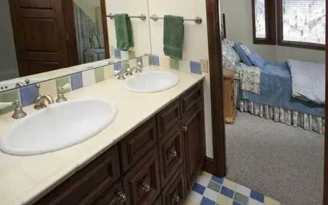 photo 5 of Lions Ridge Loop Home 1773