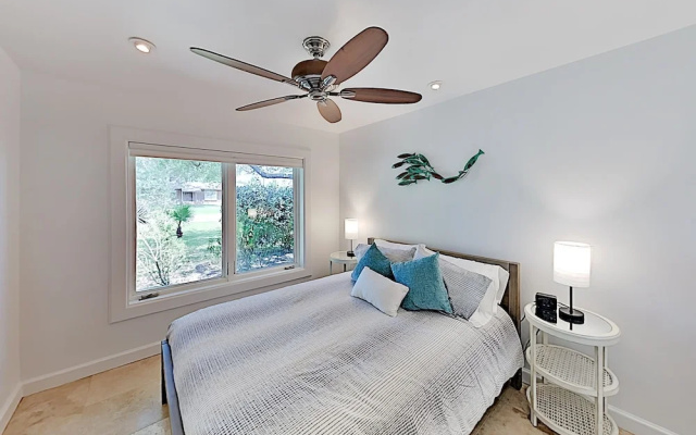 photo 5 of Little Bay Shores Near Rockport Beach 3 Bedroom Home