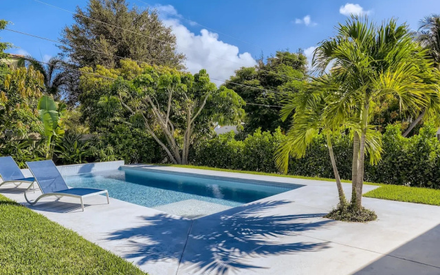 photo 3 of Little Havana Vacation Home 2BD 2BA Private Pool
