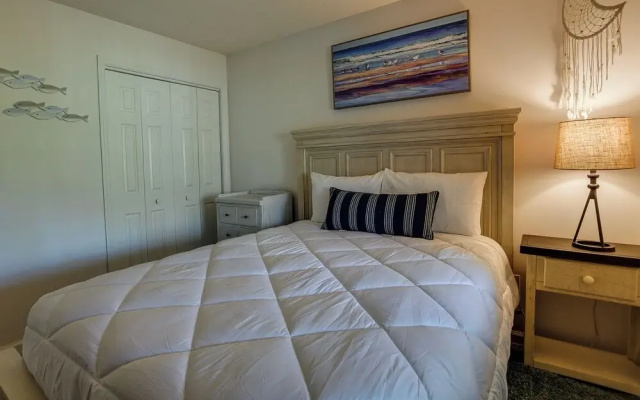 photo 2 of Little River Condo With Balcony & Pool Access!