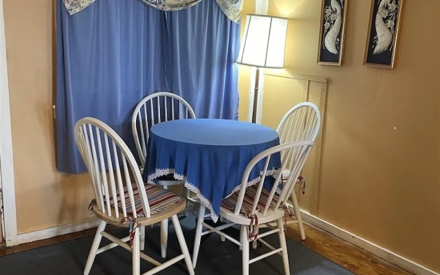 photo 5 of Little Sandy-limit 8 3 Bedroom Cottage by RedAwning