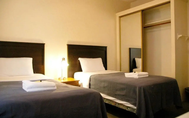 photo 4 of Little Tokyo Hotel