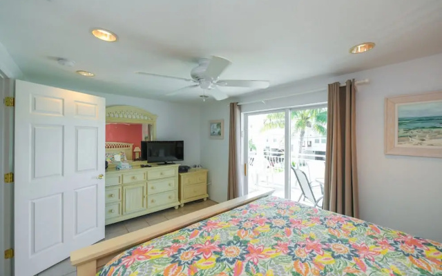 photo 5 of LJ's Cottages by Beachside Management