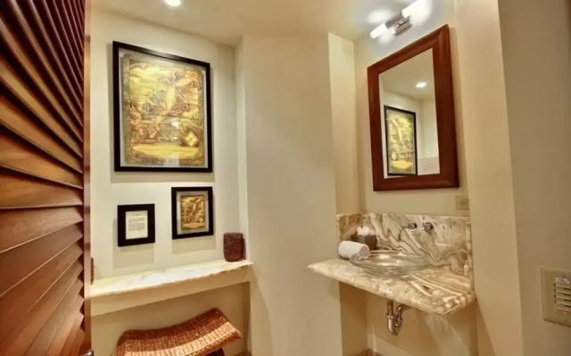 photo 5 of Loas Lani - Three Bedroom Estate