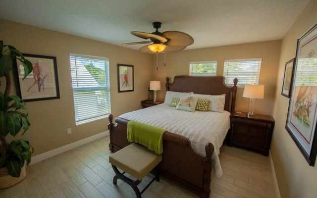 photo 2 of Lobster Key Apartment 3