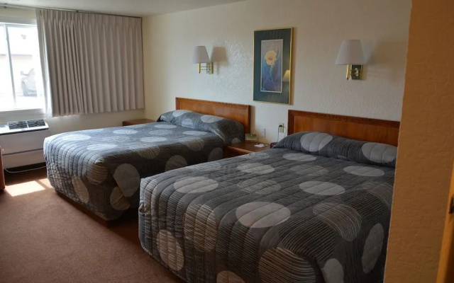 photo 5 of Locomotive Inn