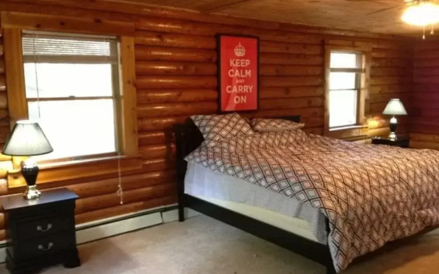 photo 2 of Lodge on Moonlight Drive
