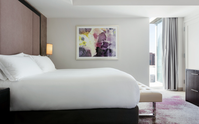 photo 3 of Loews Atlanta Hotel