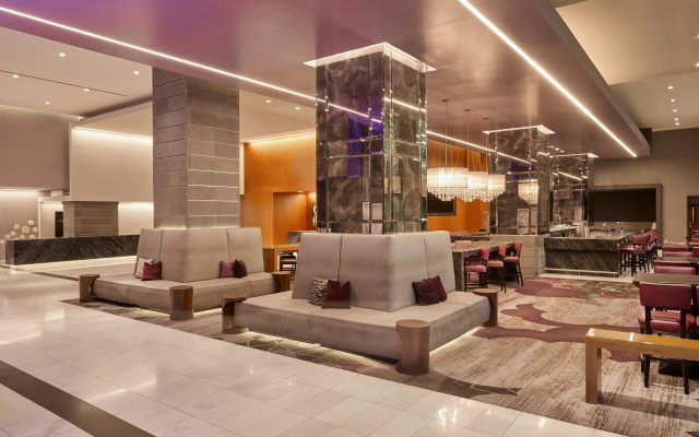 photo 2 of Loews Hollywood Hotel