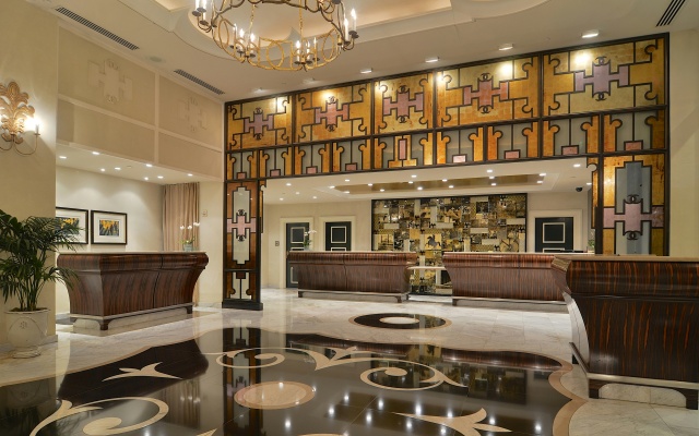 photo 2 of Loews New Orleans Hotel
