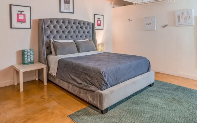 photo 5 of Loft On Spring