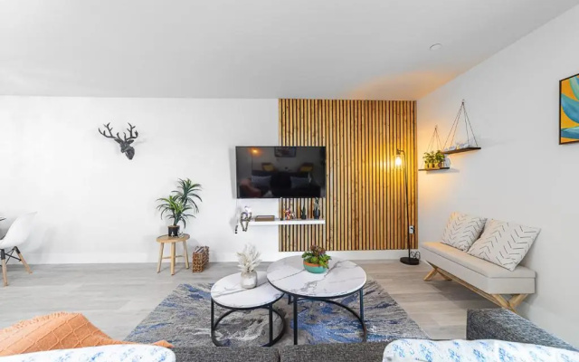 photo 4 of Lofts of Aventura