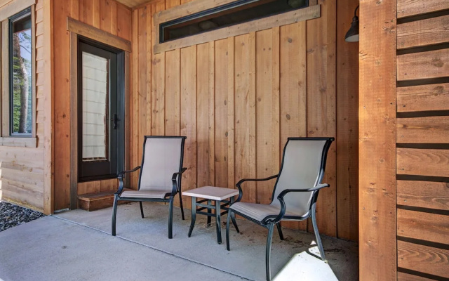 photo 4 of Lofty Fox Villa by RedAwning