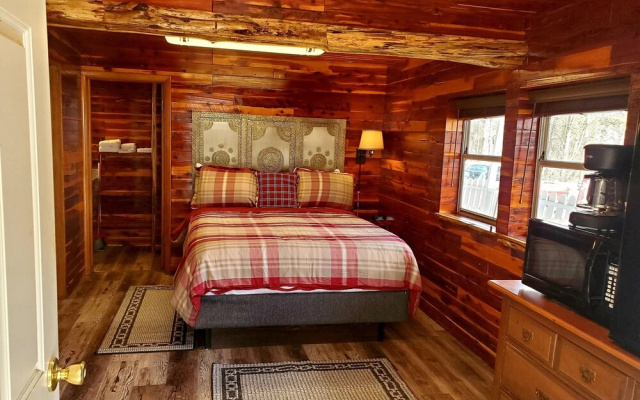 photo 3 of Log Cabin Inn