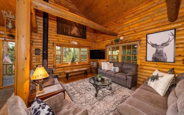 photo 4 of Log Cabin w/ Private Hot Tub on Wenatchee River!
