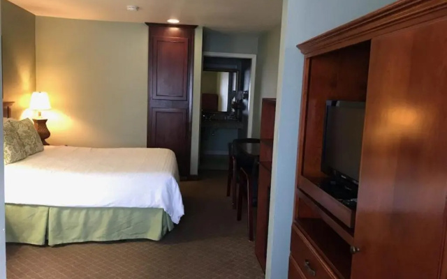 photo 3 of Loma Linda Inn