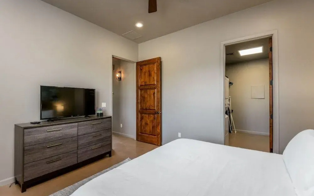 photo 5 of Lone Mountain Casita 1 Bedroom Home by RedAwning