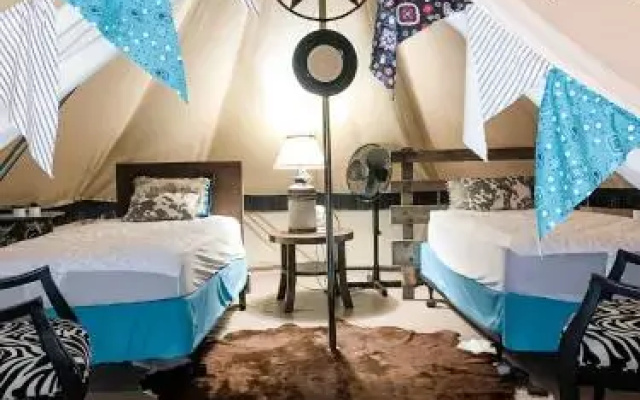 photo 5 of Lone Star Glamp Inn