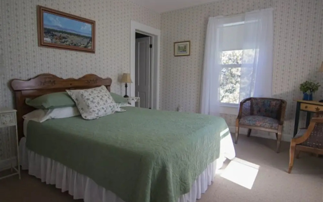 photo 2 of Long Hollow Guest Ranch
