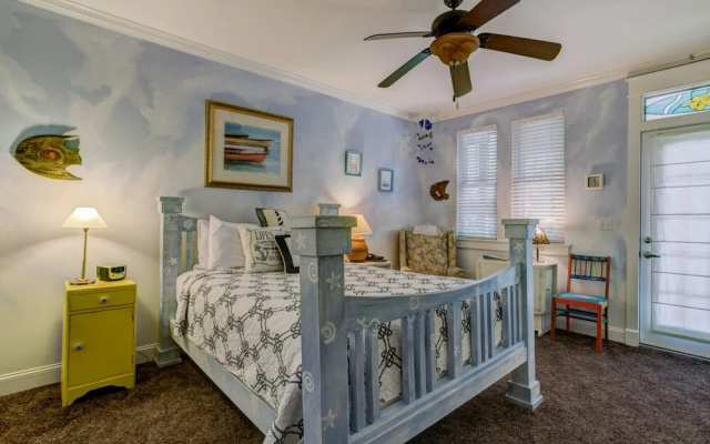 photo 3 of Anchor Inn NSB Bed & Breakfast
