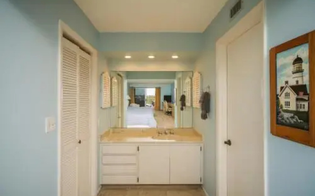 photo 3 of Longboat Key 47 - 2 Br Condo