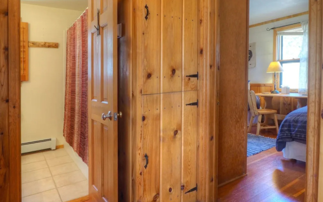 photo 5 of Longs Peak Lookout Cabin - 3 Br Cabin