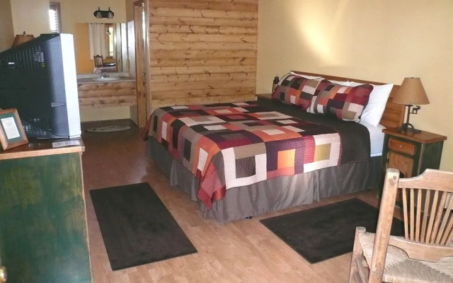 photo 2 of Lookout Lodge