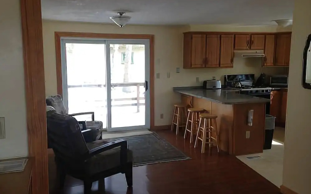 photo 2 of Lords Beach Cottage - Three Bedroom Home