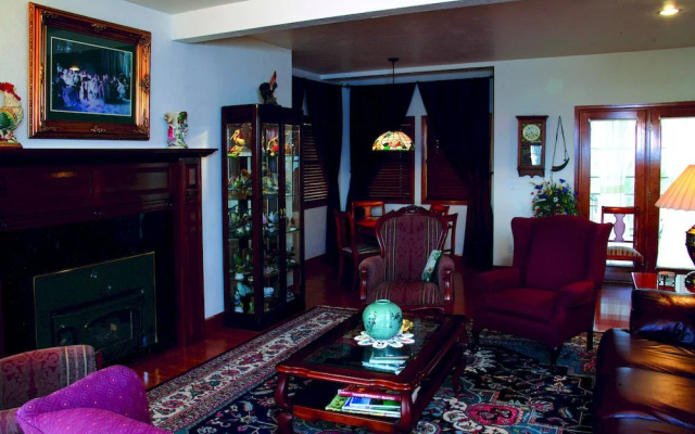 photo 2 of Los Altos Bed & Breakfast