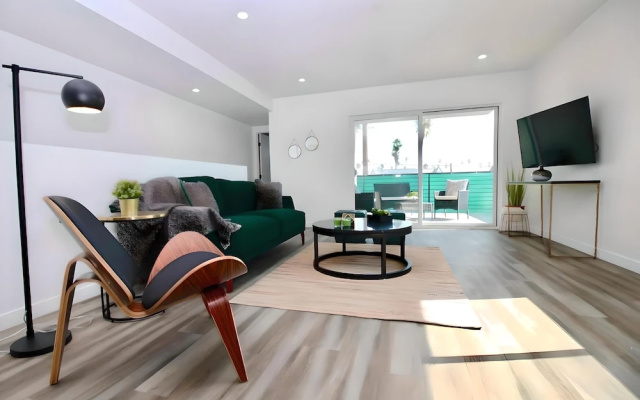 photo 5 of Los Angeles 3BR Villa Suites-FreeParking