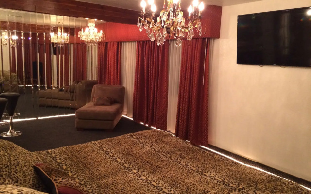 photo 5 of Los Angeles Adventurer All Suite Hotel at LAX