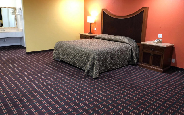 photo 4 of Los Angeles Inn & Suites - LAX