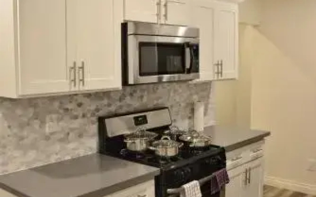 photo 3 of Los Angeles RoomRentals near USC