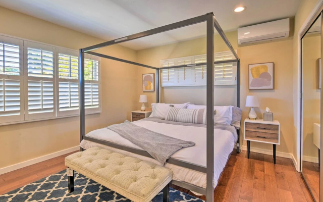 photo 5 of Los Angeles Suite ~ 7 Mi to Venice Beach!