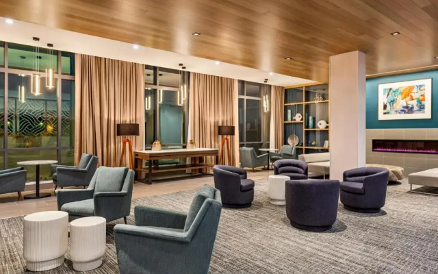 photo 3 of Hampton Inn & Suites San Mateo-San Francisco Airport