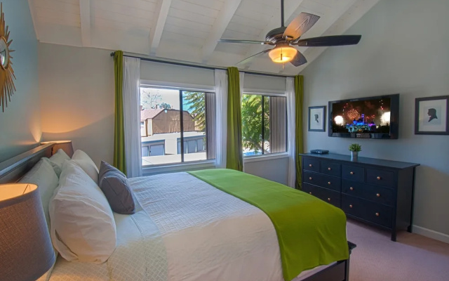 photo 2 of Love Bug - 2 Br Condo