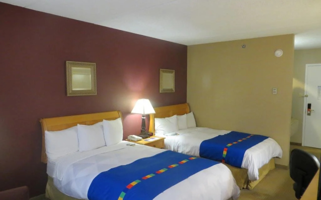 photo 3 of Love Field Hotel and Suites
